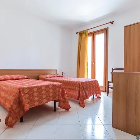 Galatea Apartment *